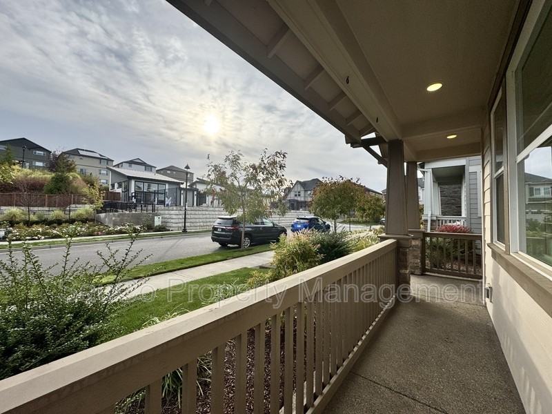 14419 Sw 168th Ave - Photo 3 of 35