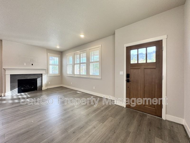 14419 Sw 168th Ave - Photo 5 of 35