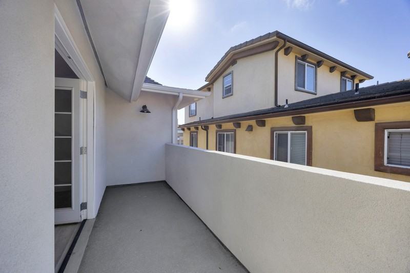 308 North Catalina Avenue #4 - Photo 7 of 14