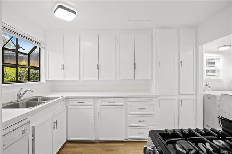 331 N Olive St - Photo 5 of 8