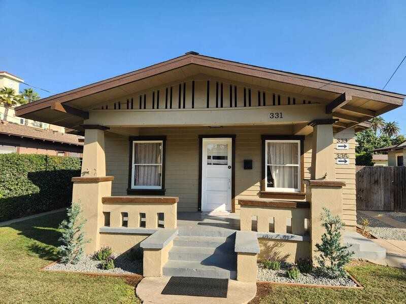 331 N Olive St - Photo 7 of 8