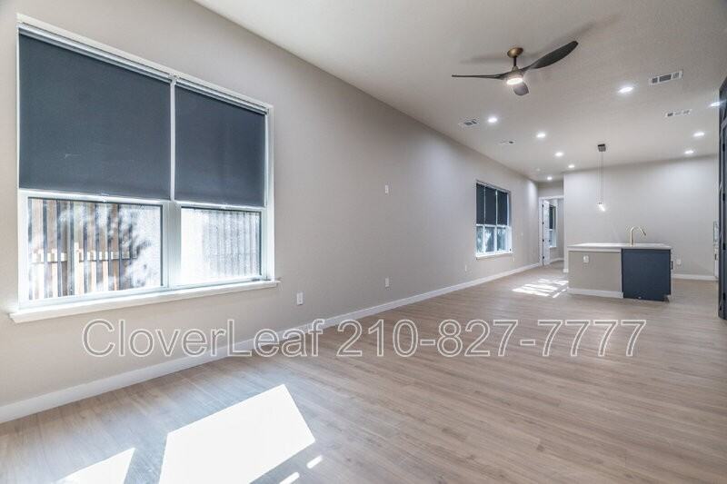 414 Montana St #101 - Photo 6 of 30