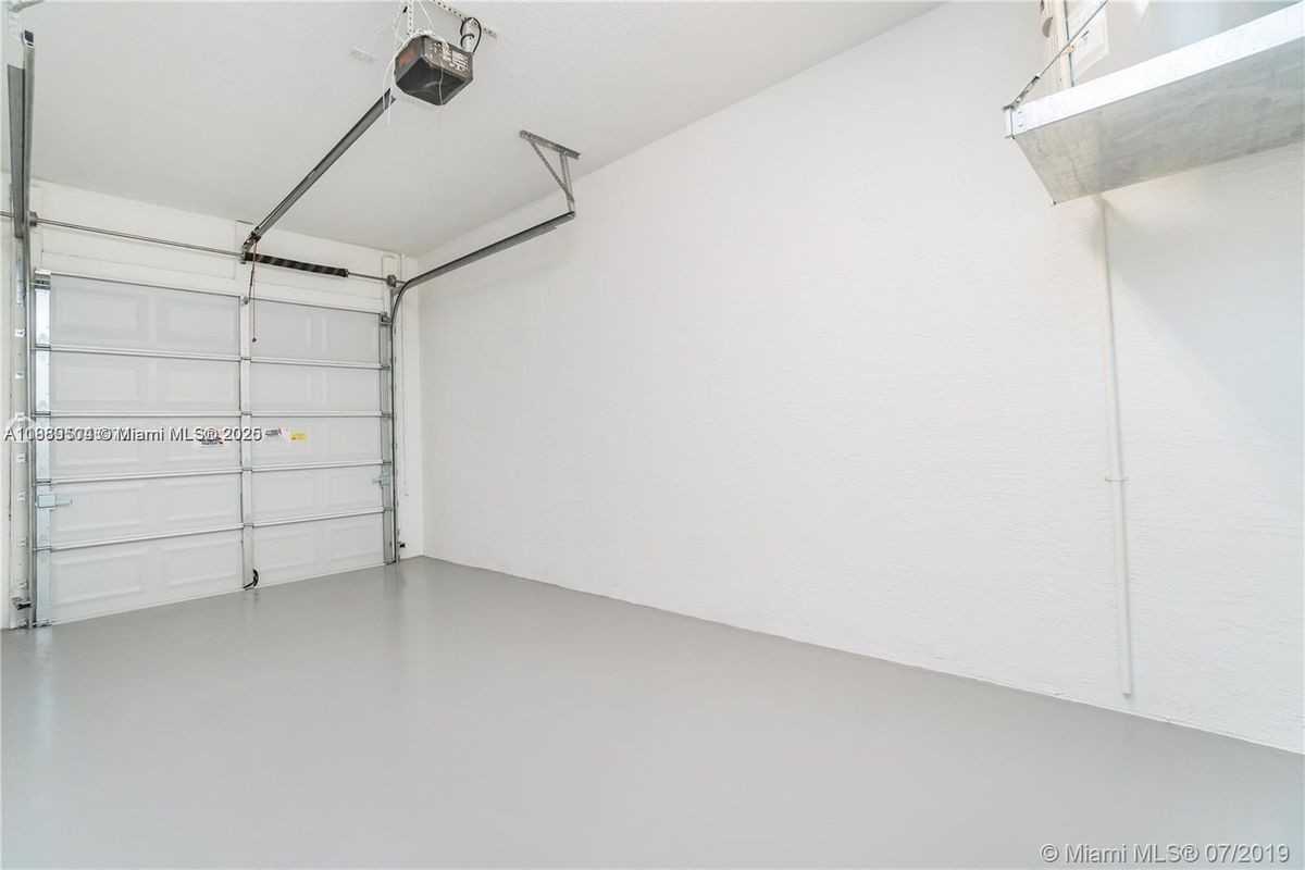 20901 Nw 1st Dr - Photo 5 of 5