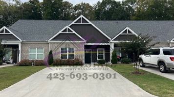 featured image of 564 Bellingham Dr NE