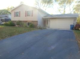 featured image of 4755 Upland Ln N