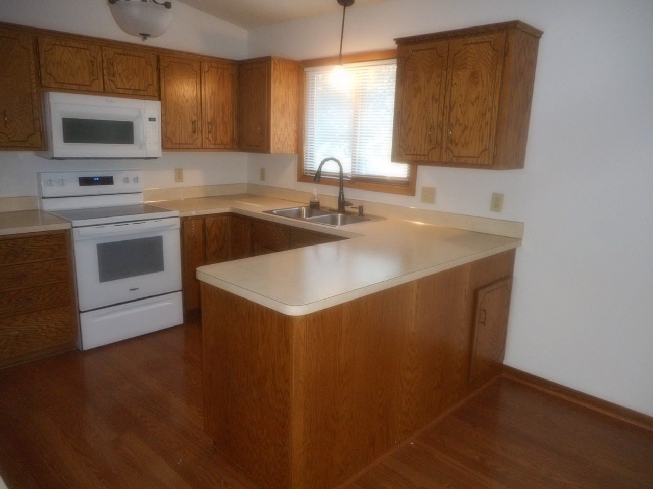 4755 Upland Ln N - Photo 7 of 17