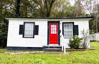 701 S Lorraine St - Photo 1 of 1