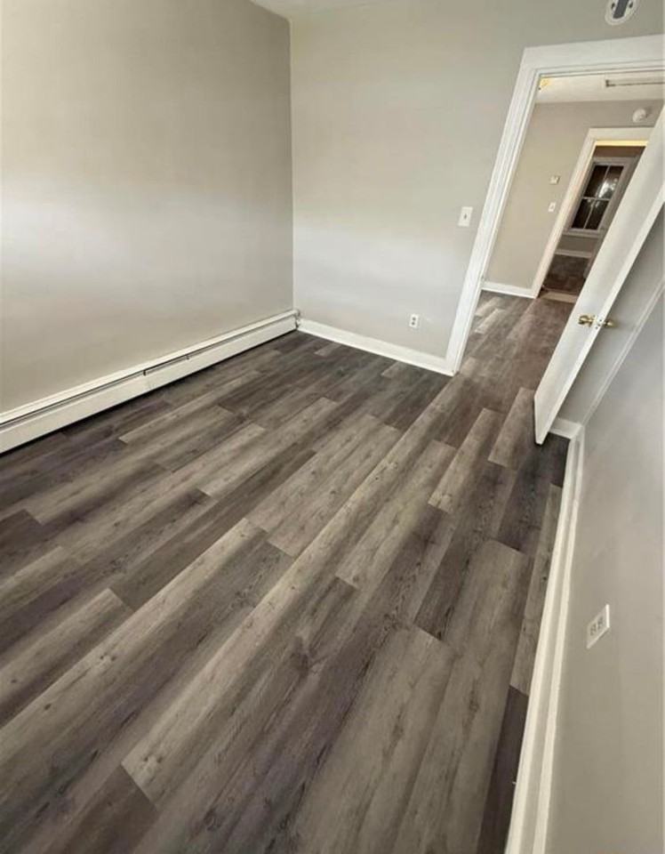 60 Luzerne Street - Photo 3 of 11