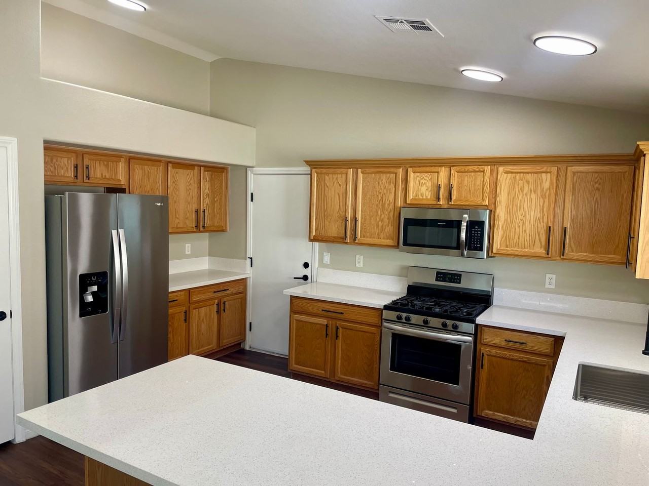 3388 Old Course St - Photo 7 of 40