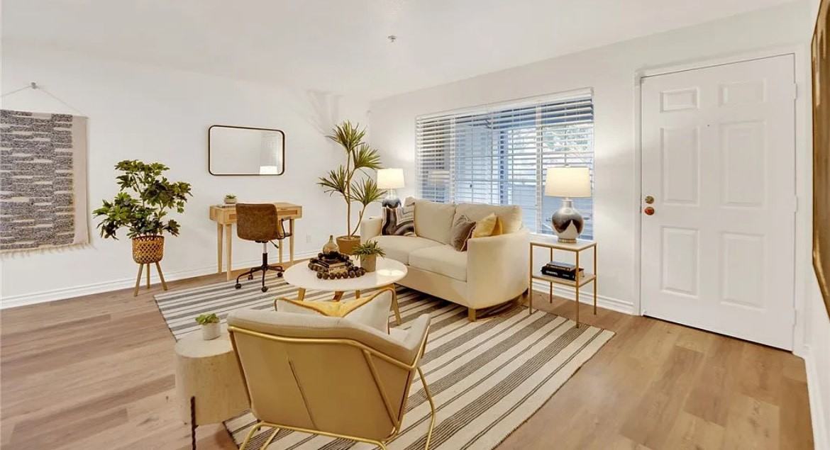 12584 Atwood Ct - Photo 2 of 10