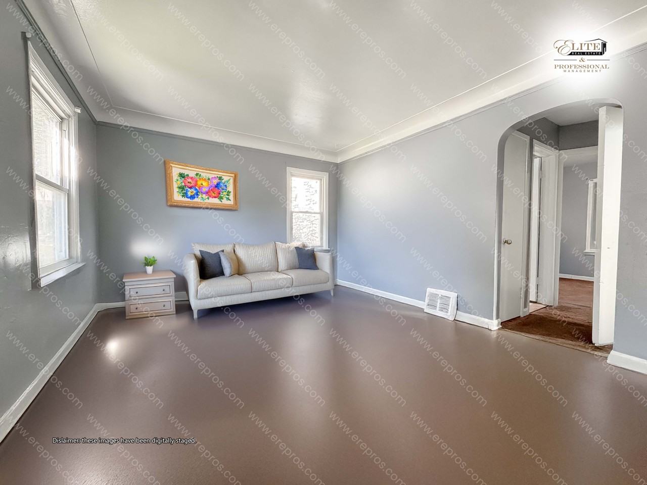 9986 Vaughan St - Photo 2 of 17