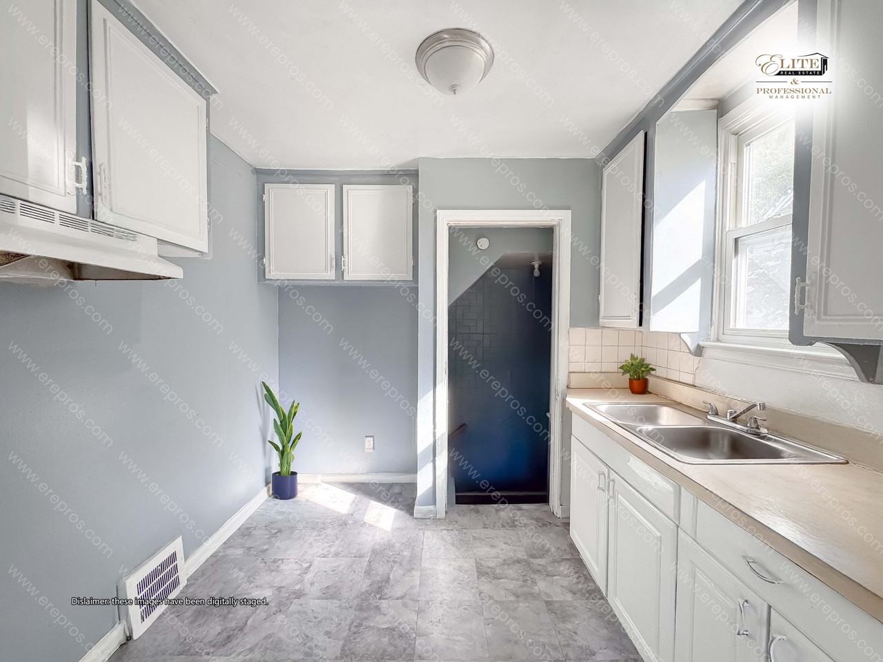 9986 Vaughan St - Photo 6 of 17