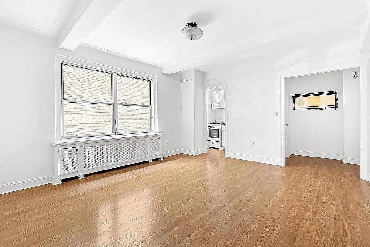 70 Remsen St #1J