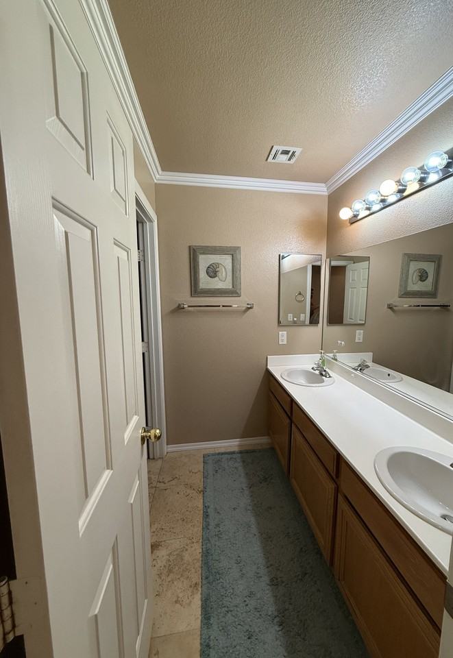2416 Brockton Way #NA - Photo 4 of 8