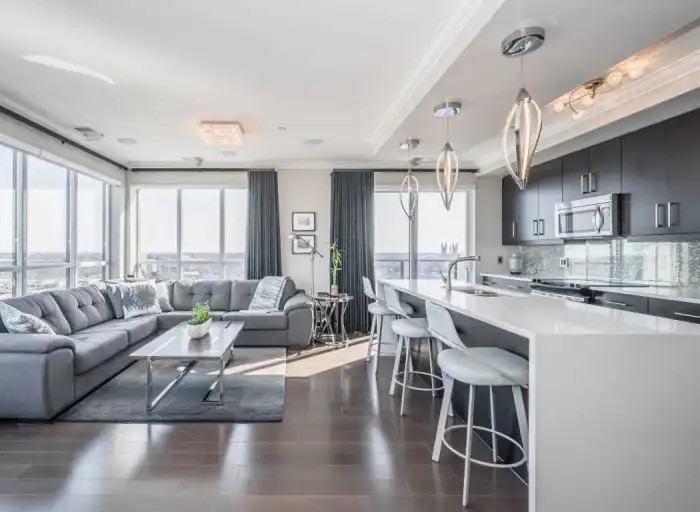 160 Macdonell St #1607 - Photo 3 of 11