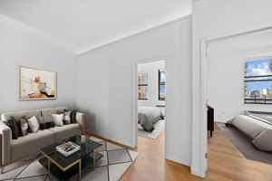 featured image of 3 Hanover Sq #6