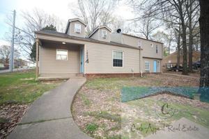 featured image of 1400 Elmdale Pl #A