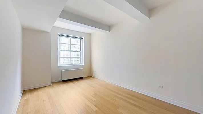 West St #21H - Photo 4 of 8