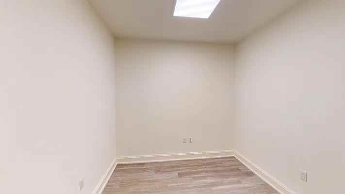 Hanover Sq #7V - Photo 4 of 19