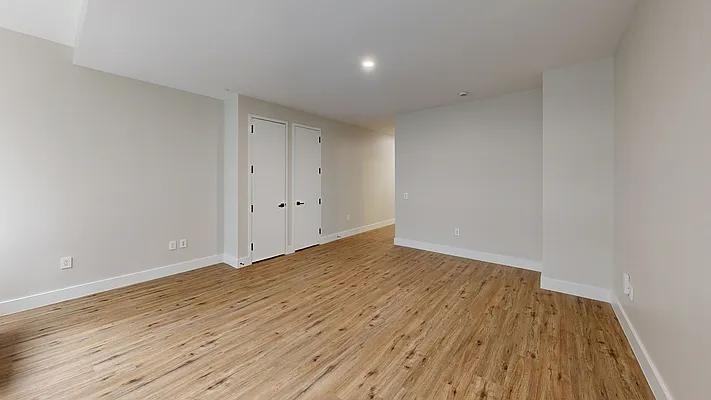 Wall St #809 - Photo 3 of 20