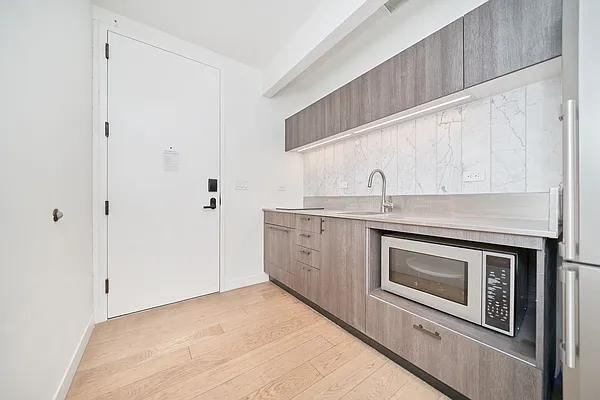 William St #204 - Photo 3 of 20