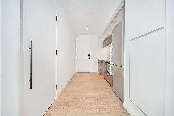 William St #204 - Photo 5 of 20