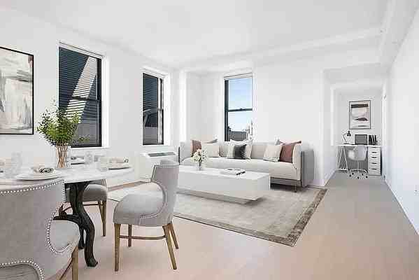 Pine St - Photo 3 of 20