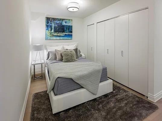 Pine St #1414 - Photo 3 of 20