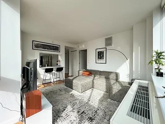 E 2nd St #5J - Photo 2 of 20