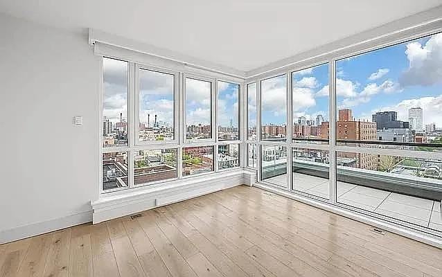 E 2nd St #PH - Photo 5 of 20