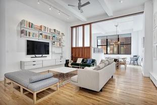 E 13th St #6B - Photo 1 of 1