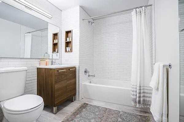 E 6th St #6P - Photo 2 of 13