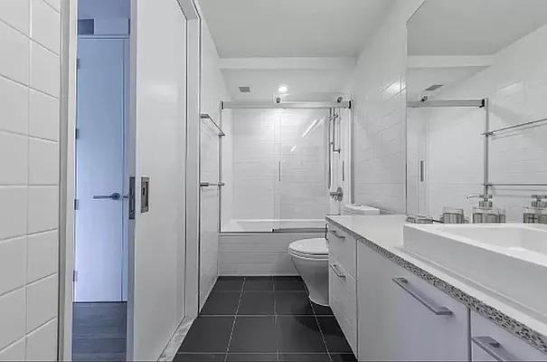 E 11th St #405 - Photo 6 of 20