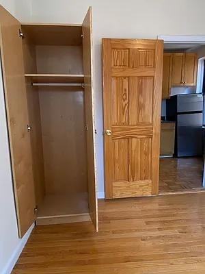 E 13th St #22 - Photo 7 of 20