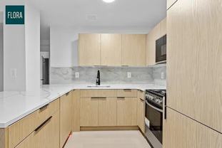 E 12th St #4L - Photo 1 of 1