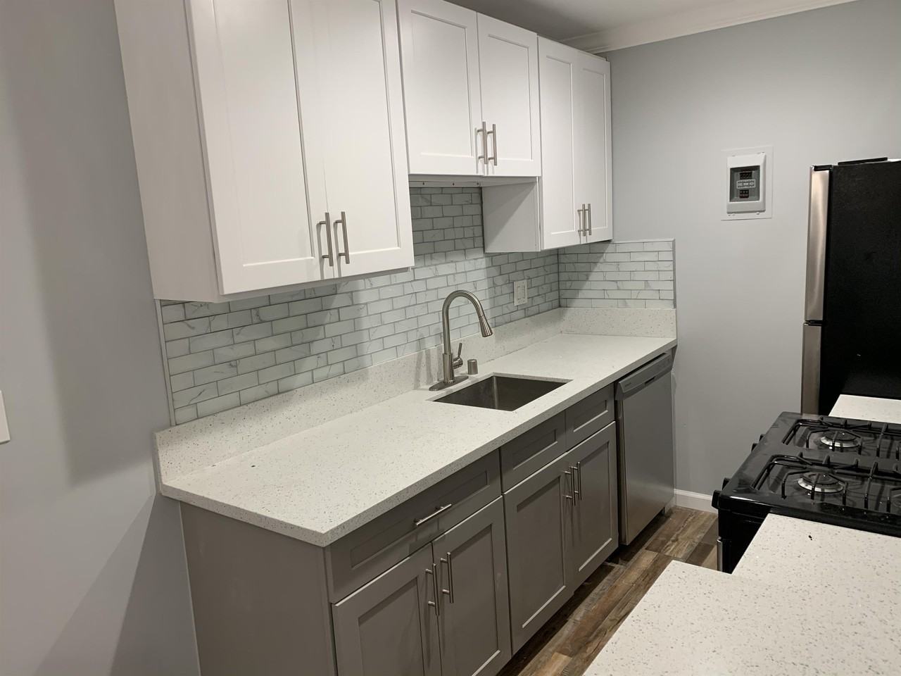 122 North Commonwealth Avenue - Photo 5 of 14