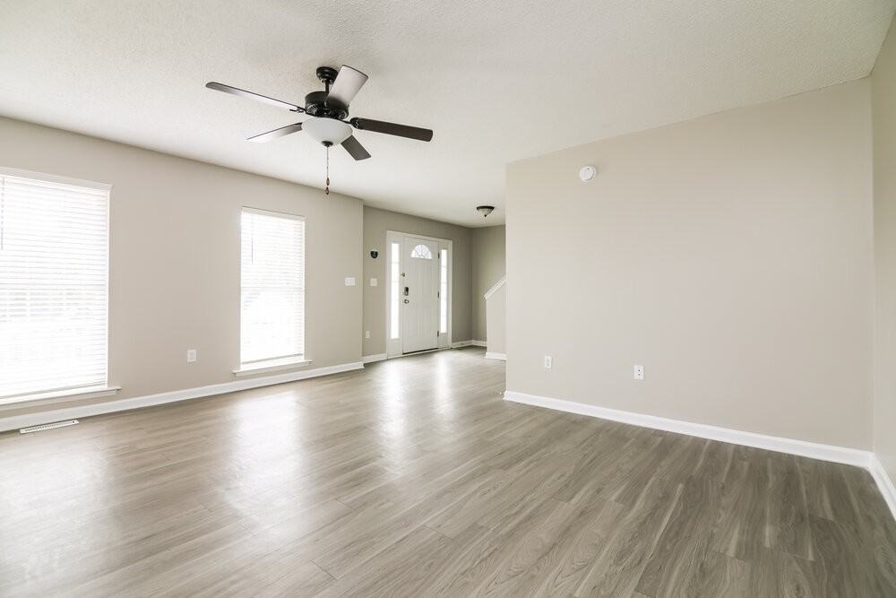 128 Pondfield Ct - Photo 6 of 17