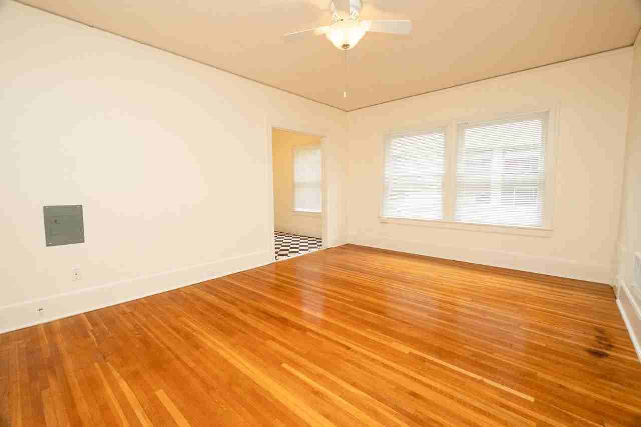 VILLA DOROTHEA APARTMENTS (VIL01) - Photo 2 of 18
