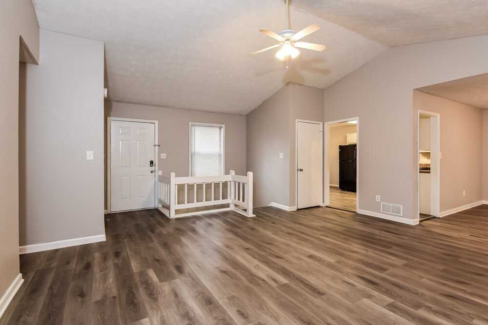 6160 Mount Pisgah Ct - Photo 5 of 17