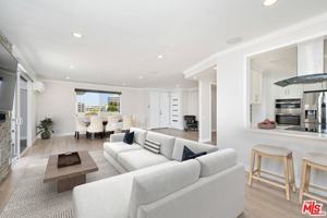 featured image of 5974 Buckingham Pkwy #501