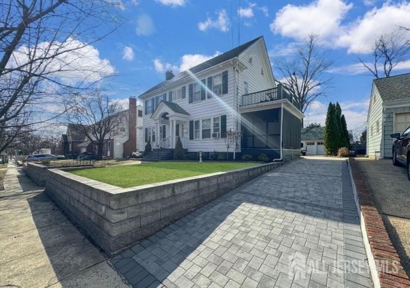 67 Pleasant Ave - Photo 2 of 17