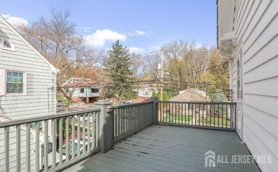 67 Pleasant Ave - Photo 4 of 17