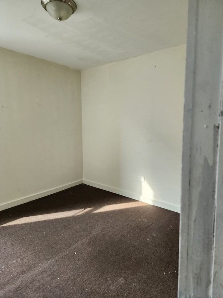 101 Comstock St #1 - Photo 6 of 11