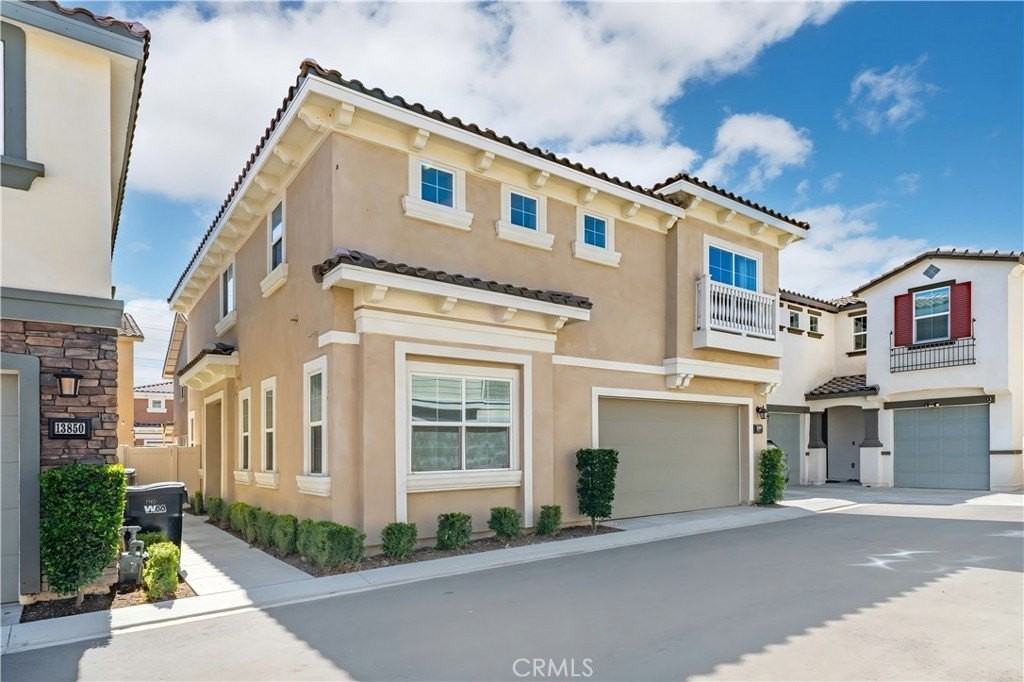 13846 Farmhouse Ave - Photo 2 of 15