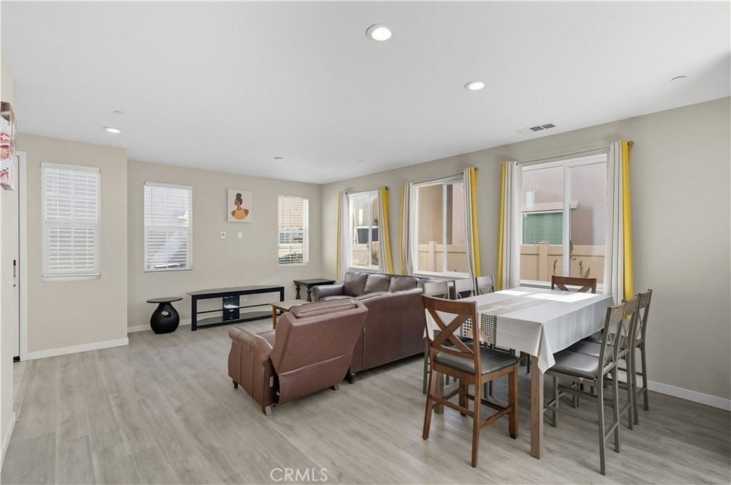 13846 Farmhouse Ave - Photo 4 of 15