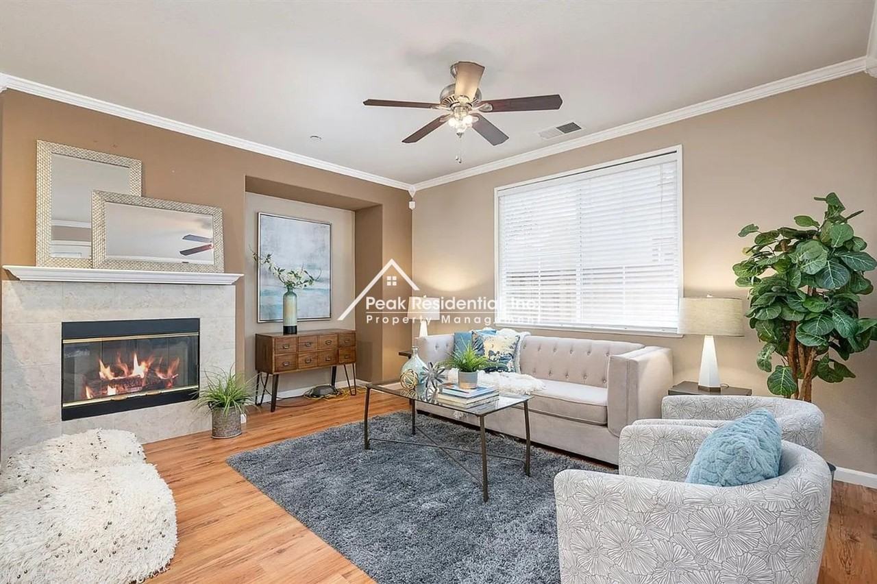 8233 Crystal Walk Circle - Photo 5 of 23