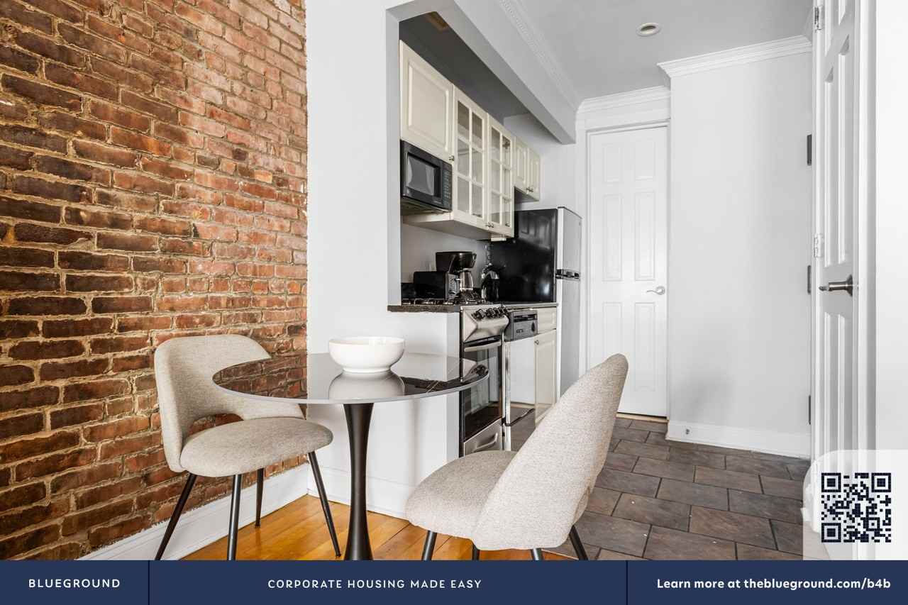 118 Christopher St #2075 - Photo 6 of 22