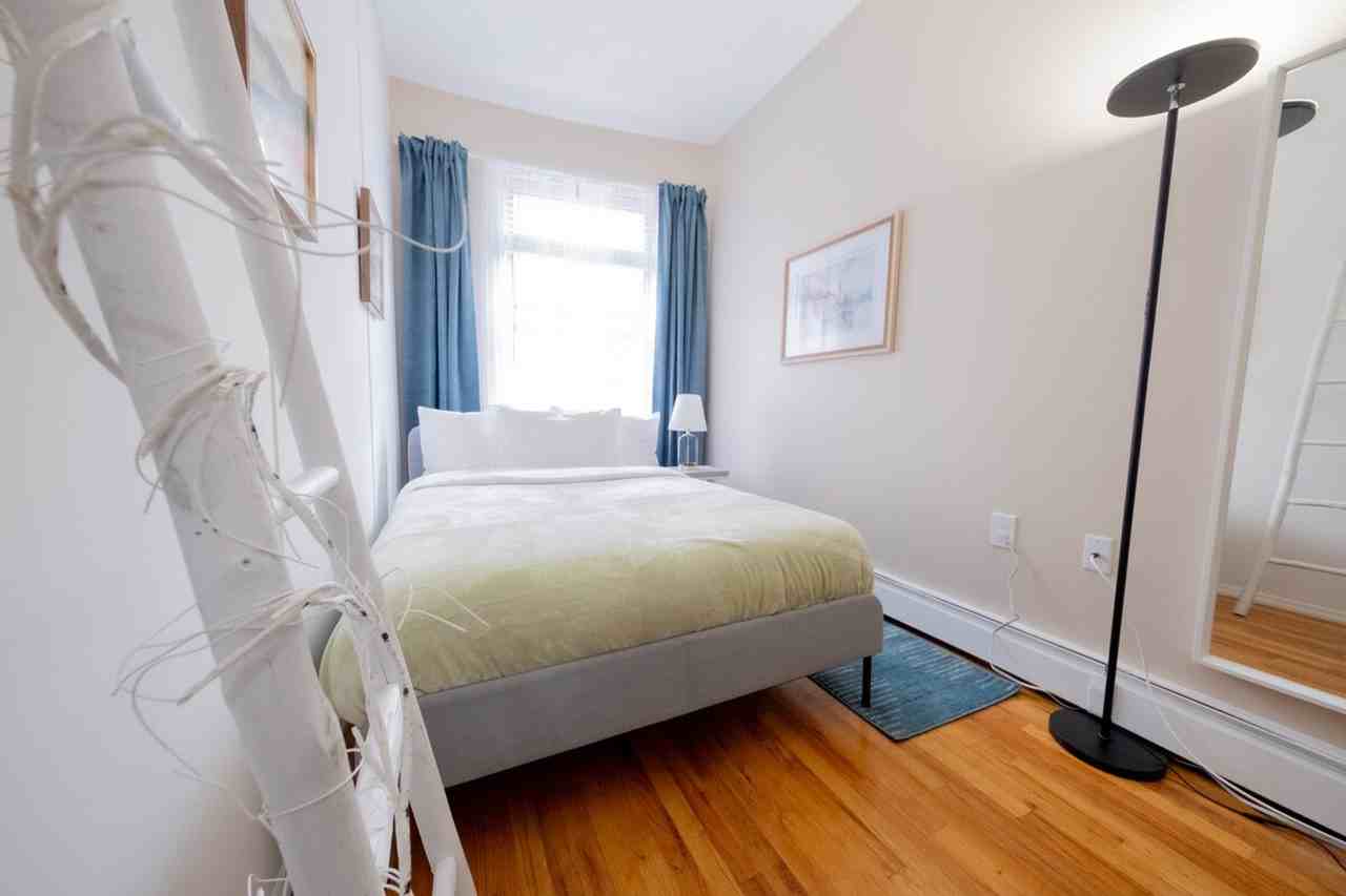 240 W 112th St #1225488P - Photo 4 of 47