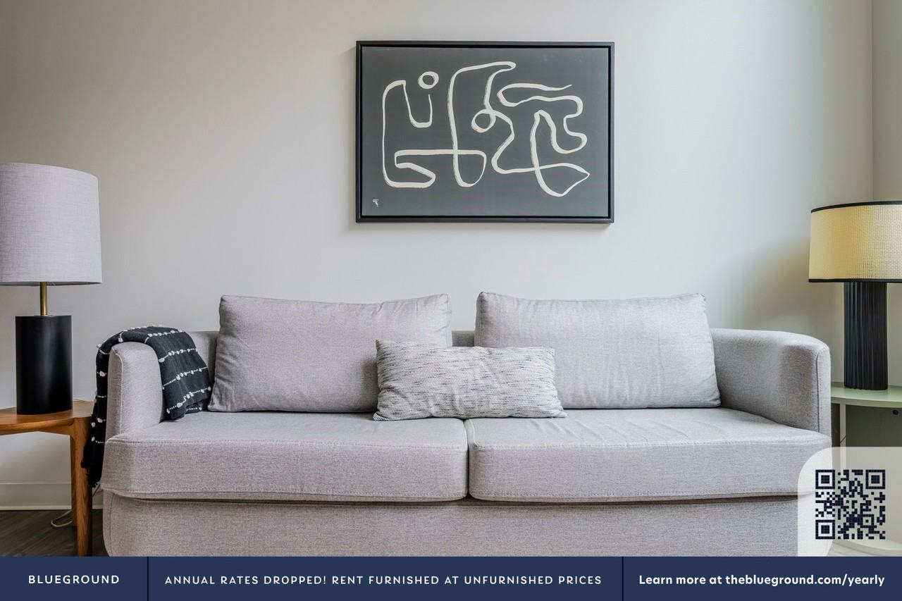 5 Glassworks Avenue - Photo 4 of 27