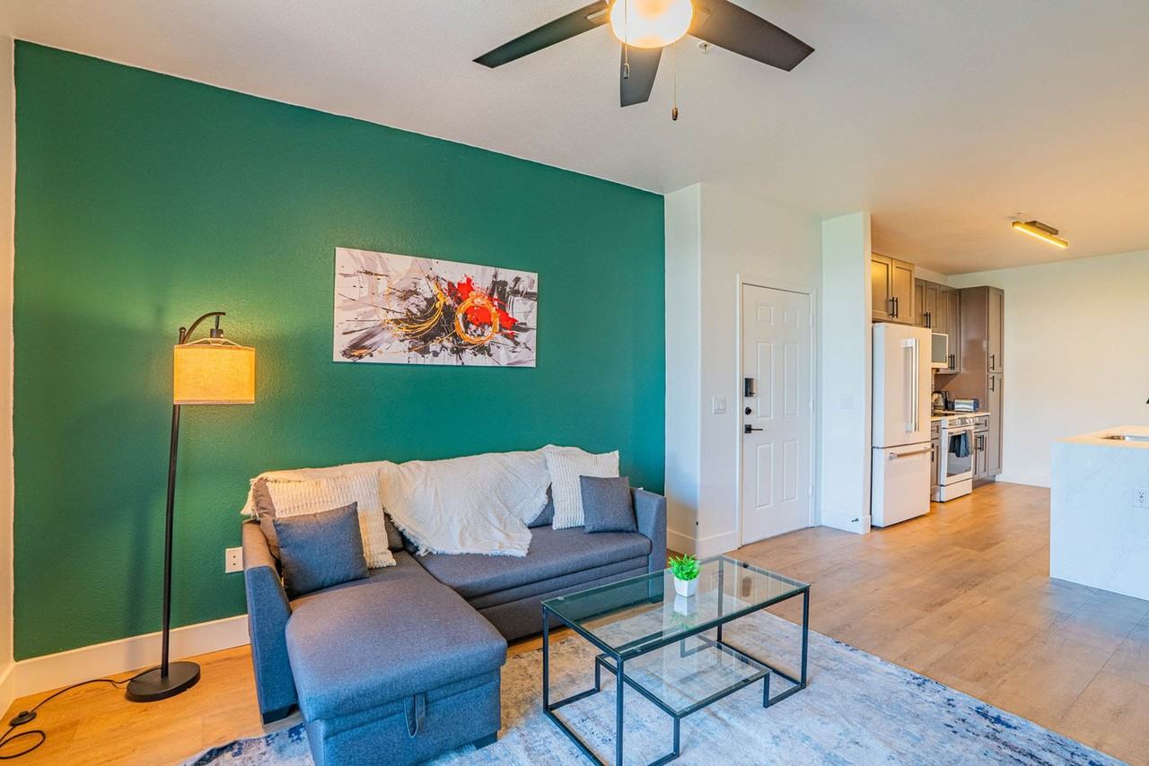 6610 N 93rd Ave #1388729P - Photo 4 of 50